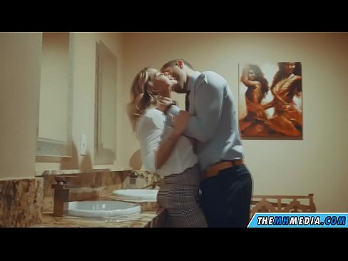 ❤️ ໃນເວລາທີ່ຜິວເນື້ອສີຂາວ busty seduces ທ່ານຢູ່ໃນຫ້ອງນ້ໍາສາທາລະນະ ❤❌ ວິດີໂອໂປ້ ທີ່ lo.novoporn.ru ❌